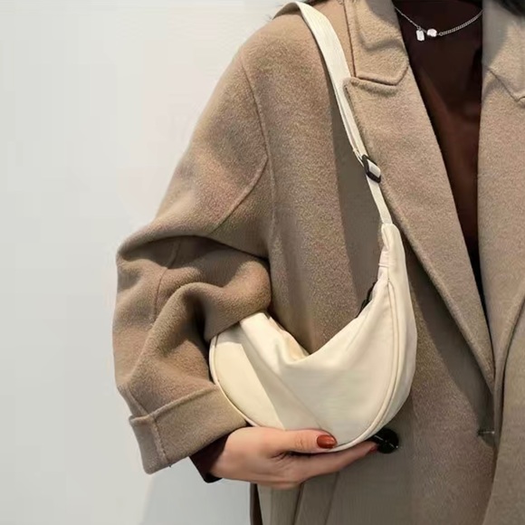 Shoulder Bag - Picture 2 of 6